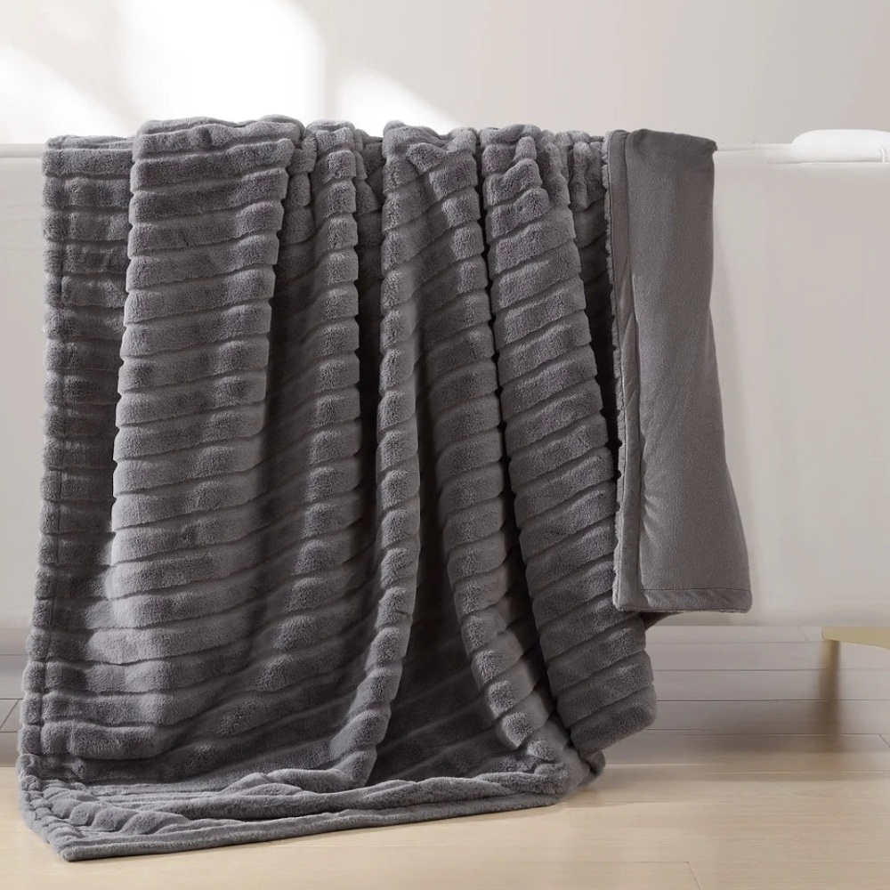 Jennifer Adams Luxe Faux Rabbit Fur Channel Throw Brand NEW